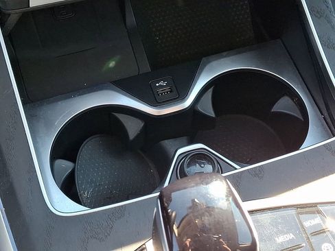 Used 2022 BMW X7 xDrive40i w/ Premium Package image 30