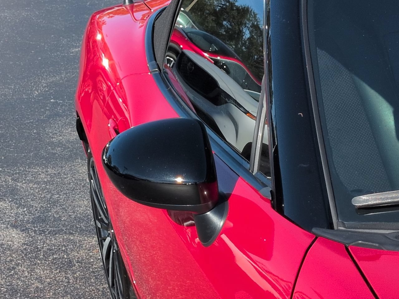 Used 2019 FIAT 124 Spider RWD image 12