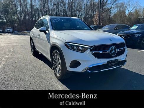 Used 2026 Mercedes-Benz GLC 300 GLC 300 image 1
