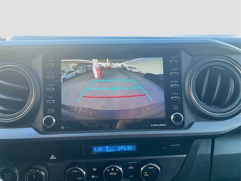 Used 2023 Toyota Tacoma TRD Off-Road image 13