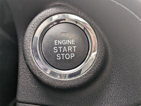 Used 2023 Subaru Crosstrek 2.5i Limited w/ Moonroof Package image 30