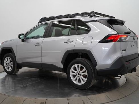 Used 2022 Toyota RAV4 LE image 5
