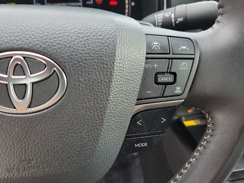 Certified 2025 Toyota Camry SE w/ Convenience Package FWD image 27