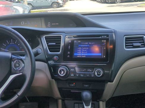 Used 2015 Honda Civic EX-L image 18