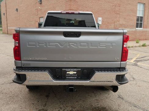 Used 2025 Chevrolet Silverado 2500 LT w/ Safety Package AWD/4WD image 8