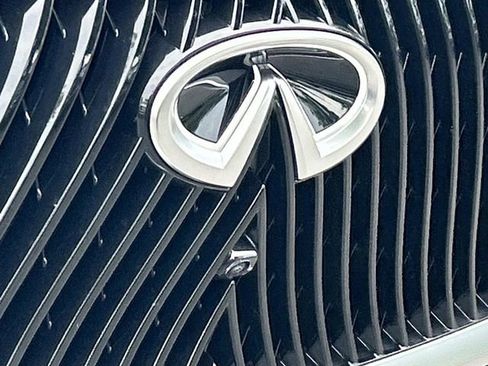 Certified 2026 INFINITI QX80 Pure w/ Cargo Package RWD image 11