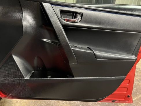 Used 2019 Toyota Corolla L image 23