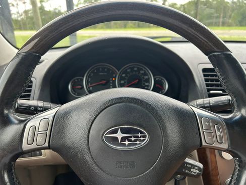 Used 2007 Subaru Outback 3.0R L.L. Bean AWD/4WD image 16