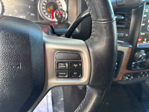 Used 2018 RAM 2500 Laramie w/ Cold Weather Group image 18