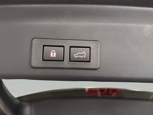 New 2026 Subaru Ascent Limited image 38