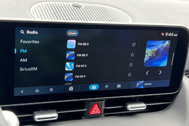 New 2027 Hyundai Ioniq 5 SEL AWD/4WD image 17