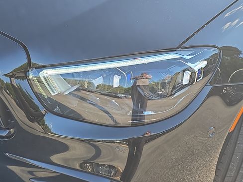 Used 2022 Mercedes-Benz E 53 AMG 4MATIC Sedan image 34
