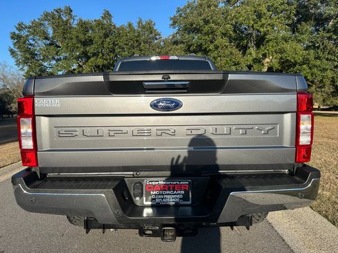 Used 2022 Ford F250 XLT w/ XLT Premium Package image 6