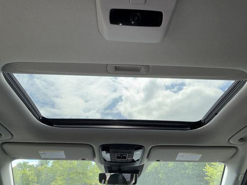 New 2026 Kia Carnival SX Prestige FWD image 30