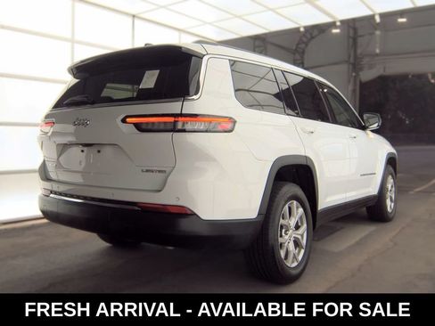Used 2023 Jeep Grand Cherokee L Limited AWD/4WD image 6