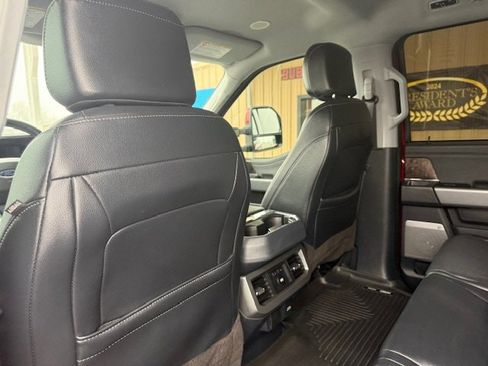 Used 2023 Ford F250 Lariat w/ Lariat Ultimate Package image 8