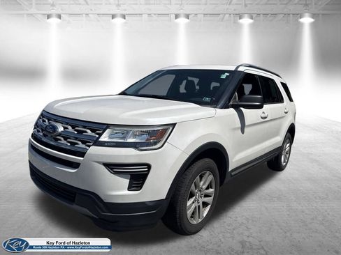 Used 2019 Ford Explorer XLT AWD/4WD image 3