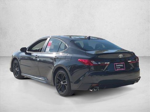 New 2026 Toyota Camry SE FWD image 8