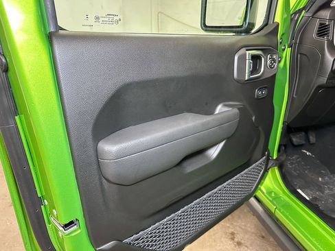 New 2026 Jeep Gladiator Willys image 18