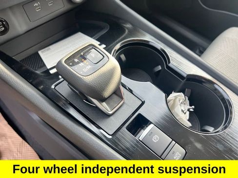 Certified 2025 Nissan Rogue SV image 24