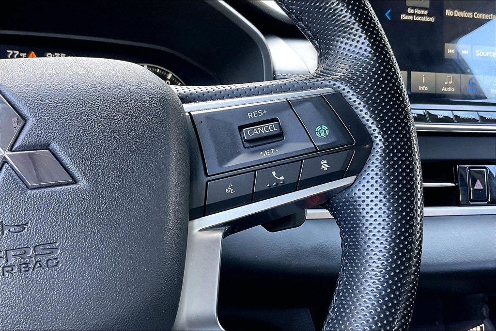 Used 2022 Mitsubishi Outlander SE FWD image 9