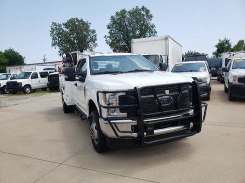 Used 2018 Ford F350 XL w/ Power Equipment Group AWD/4WD image 5