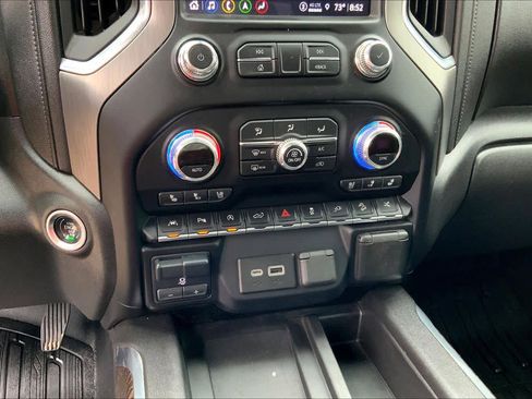 Certified 2021 GMC Sierra 1500 Denali w/ Denali Ultimate Package AWD/4WD image 32