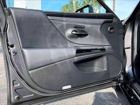 Used 2024 Lexus ES 350 w/ Premium Package image 20