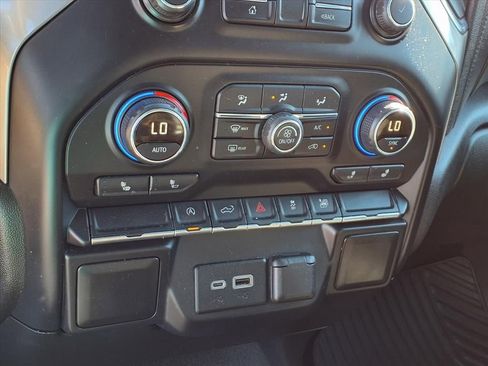 Used 2019 Chevrolet Silverado 1500 LT w/ All-Star Edition image 7