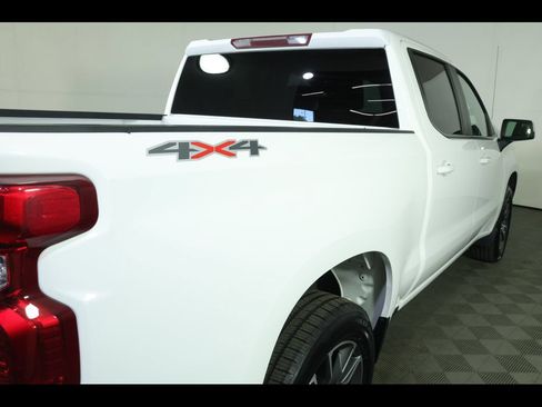 Used 2023 Chevrolet Silverado 1500 LT AWD/4WD image 22