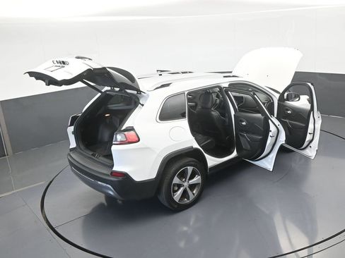 Used 2019 Jeep Cherokee Limited image 67