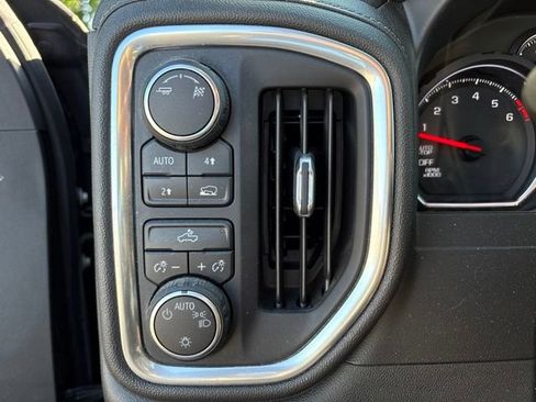 Used 2019 Chevrolet Silverado 1500 LT w/ All-Star Edition AWD/4WD image 10