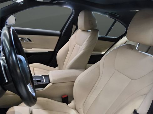 Used 2020 BMW 330i xDrive Sedan AWD/4WD image 14