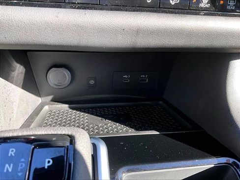 Certified 2025 Nissan Pathfinder SL w/ Cargo Package image 26