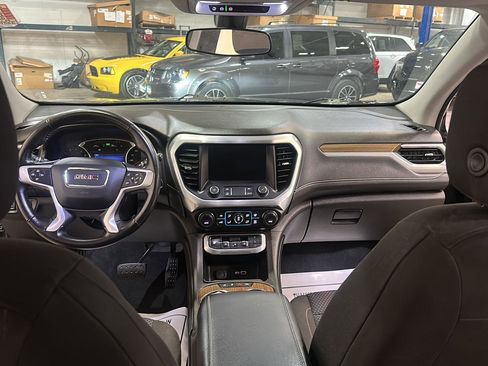 Used 2020 GMC Acadia SLE w/ Driver Convenience Package image 26