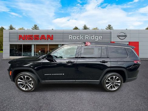 Used 2025 Jeep Grand Cherokee L Laredo AWD/4WD image 7