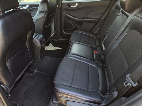 Used 2025 Ford Escape ST-Line FWD image 34