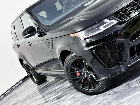 Used 2018 Land Rover Range Rover Sport SVR image 4