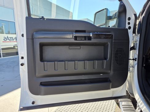 Used 2014 Ford F250 Platinum w/ FX4 Off-Road Package image 11