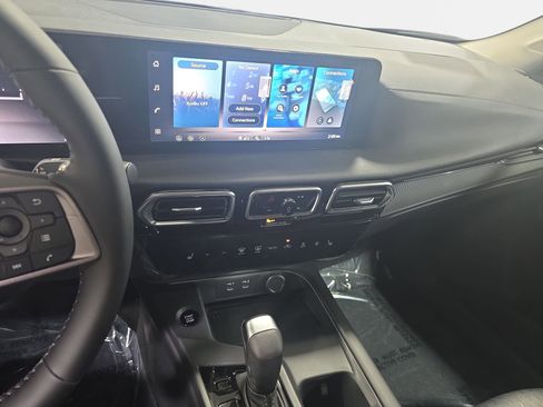 New 2026 Nissan Sentra SV w/ SV Convenience Package FWD image 19