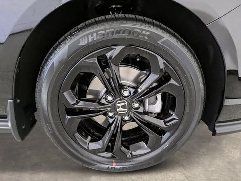 Used 2025 Honda Accord SE image 9