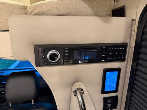 Used 2019 Mercedes-Benz Sprinter 170 image 63