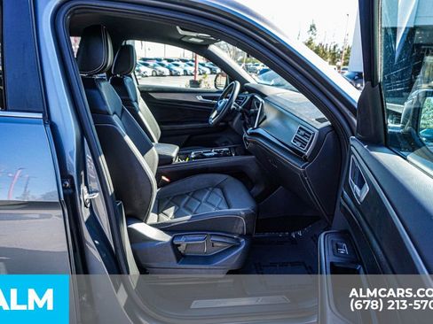 Used 2024 Volkswagen Atlas Cross Sport SE image 22