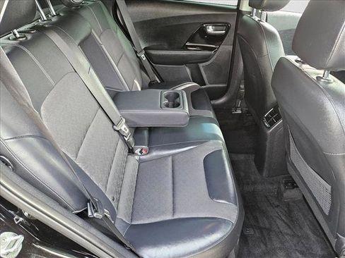 Used 2017 Kia Niro image 18