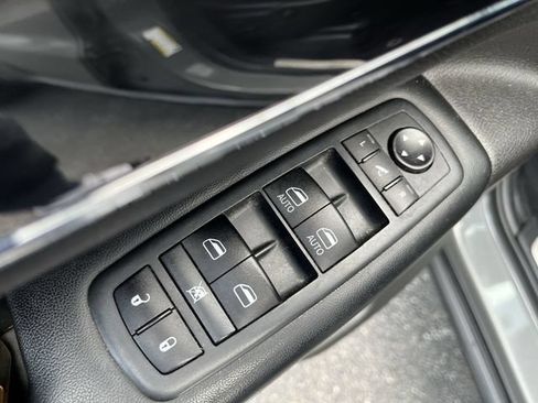 Used 2020 Jeep Grand Cherokee Trailhawk AWD/4WD image 17