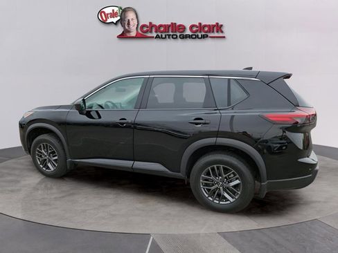 Certified 2024 Nissan Rogue S FWD image 5