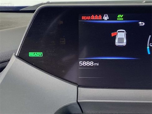 Used 2024 Toyota Prius Prime Premium image 19