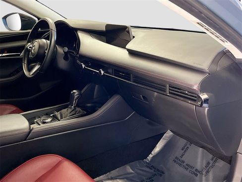 Used 2023 MAZDA MAZDA3 s image 30