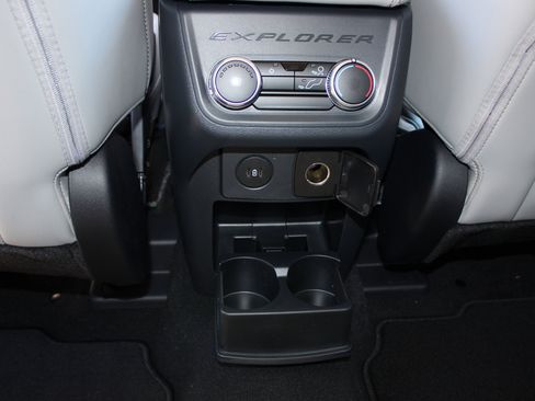 New 2026 Ford Explorer Active w/ Active Comfort Package image 17