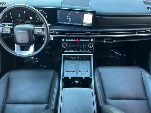 Used 2025 Hyundai Santa Fe Limited image 14